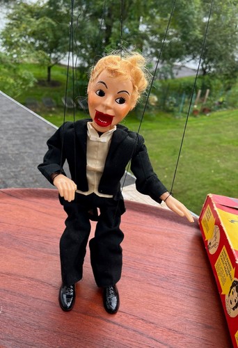 Vintage hazelles talking - vintage,
